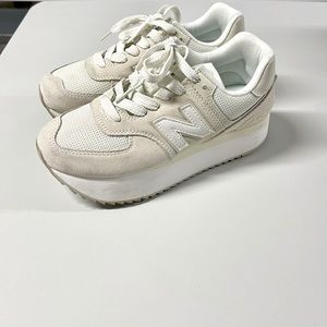 Women’s New Balance 574+ Sneakers Size 8 👟